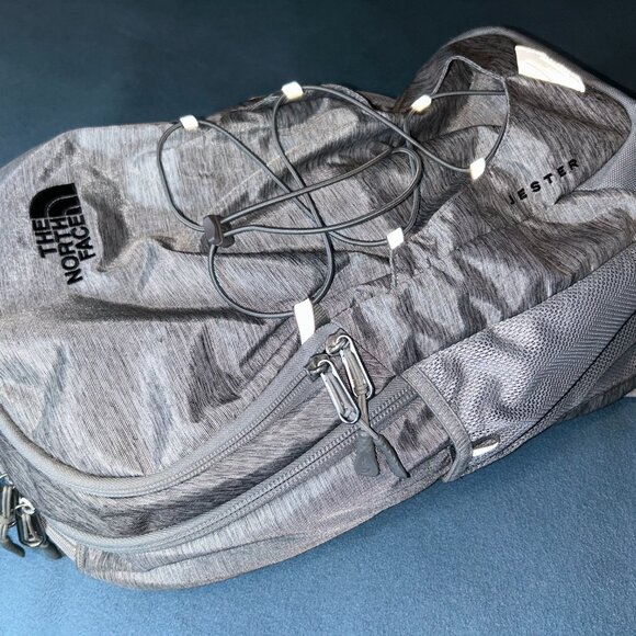 The North Face Jester Backpack – Heather Grey – Spacious/Durable/Great Condition - Picture 3 of 7